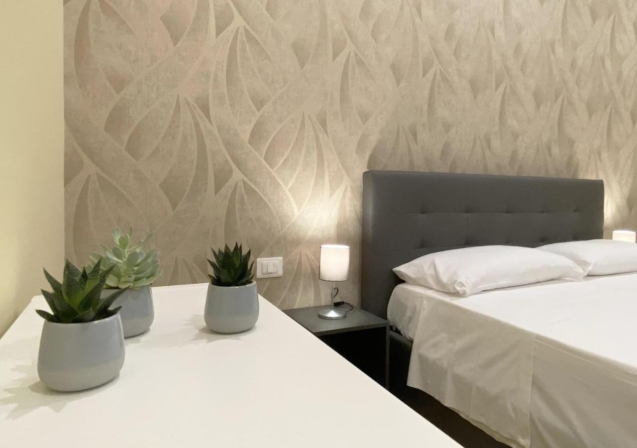 Sami B&B And Holidays Home Taranto Eksteriør bilde