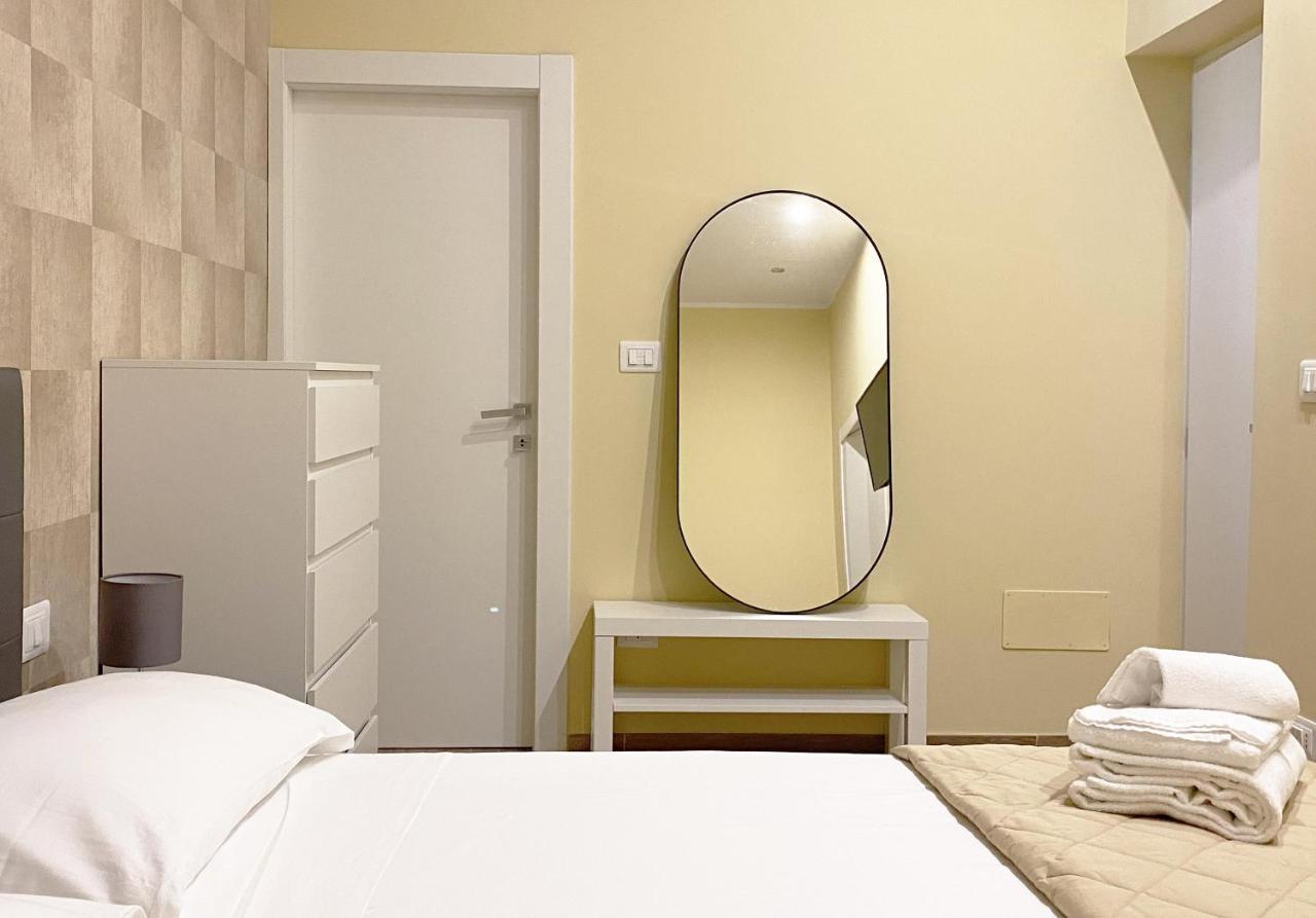 Sami B&B And Holidays Home Taranto Eksteriør bilde