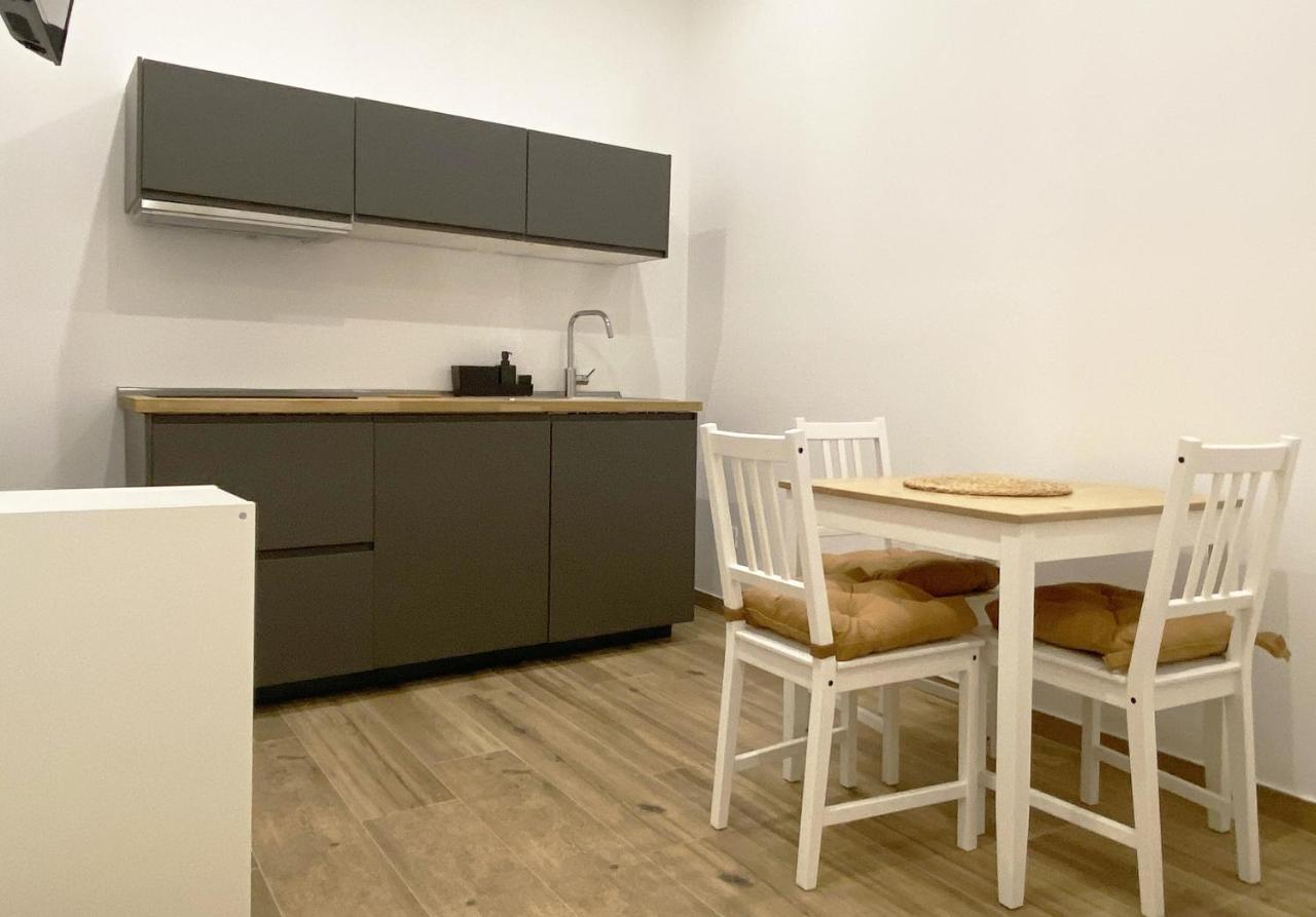 Sami B&B And Holidays Home Taranto Eksteriør bilde